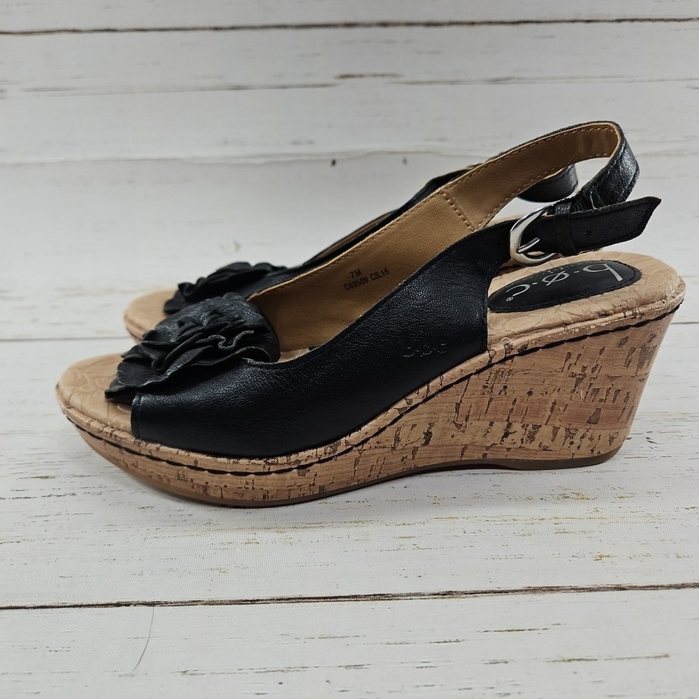 BOC Born Womens 7 Black Leather Blossom Flower Cork Wedge Slingback Sandal Shoe - Picture 2 of 11
